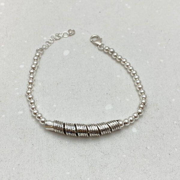 Woman of Valor Hebrew Engraved Silver Beaded Bracelet