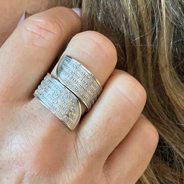 Kabbalah jewelry for women